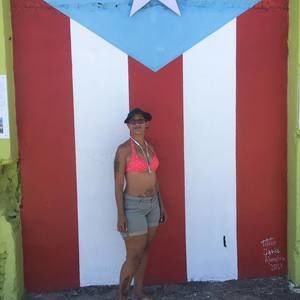 Meet your Posher, Ana